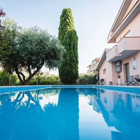 Nyaraló Relais Tra Gli Ulivi