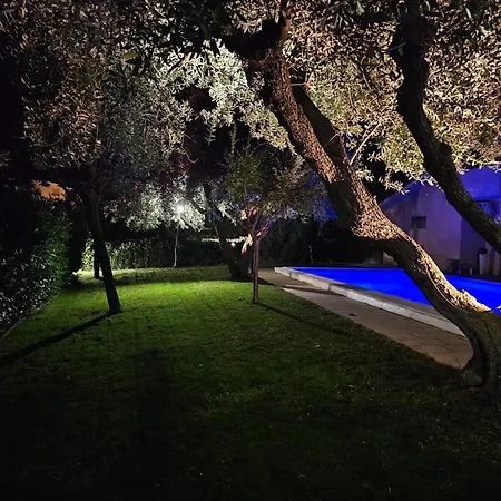 Relais Tra Gli Ulivi オルトーナ