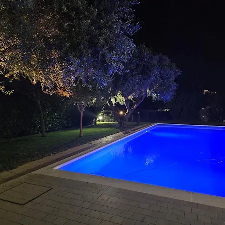 別荘 Relais Tra Gli Ulivi